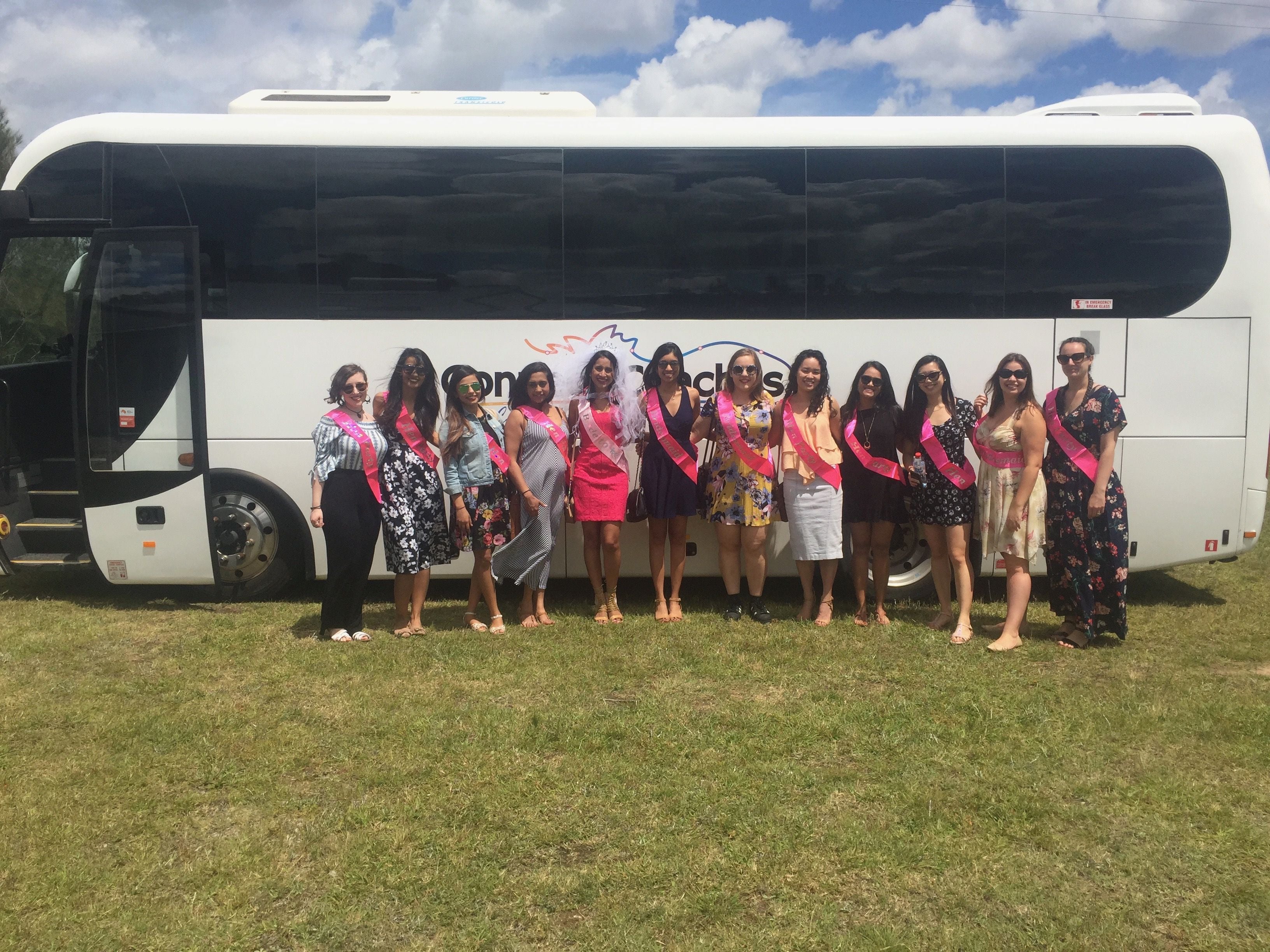 Hunter Valley Vineyard Group Bus Trips Image -5b1f2e44c1f4d